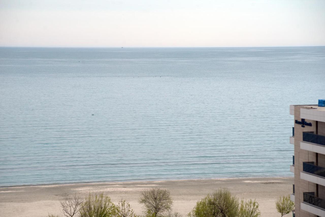 Cityapart 7 - Cazare In Mamaia Nord, Langa Plaja, Cu Vedere La Mare Нэводари Экстерьер фото